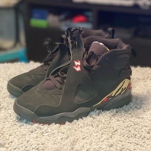 Air Jordan 8 Retro Black, white, red